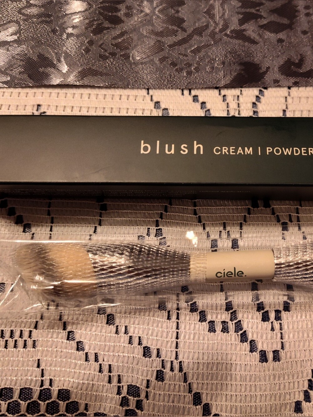 Ciele Double-Ended Blush Brush - Beige Handle, Neutral Bristles